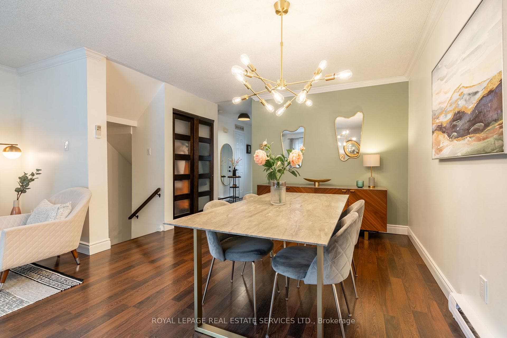 2067 Marine Drive Unit 14 photo 7