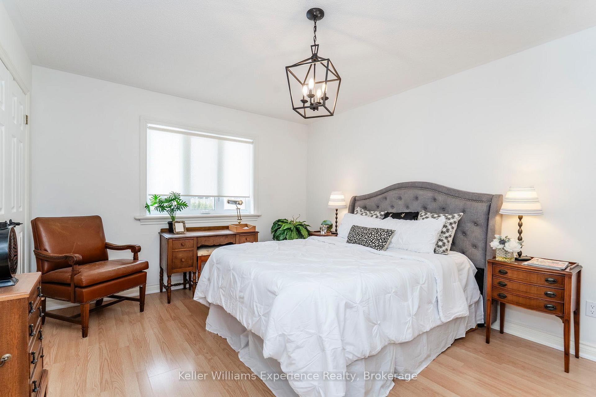 18 Archer Crescent photo 14