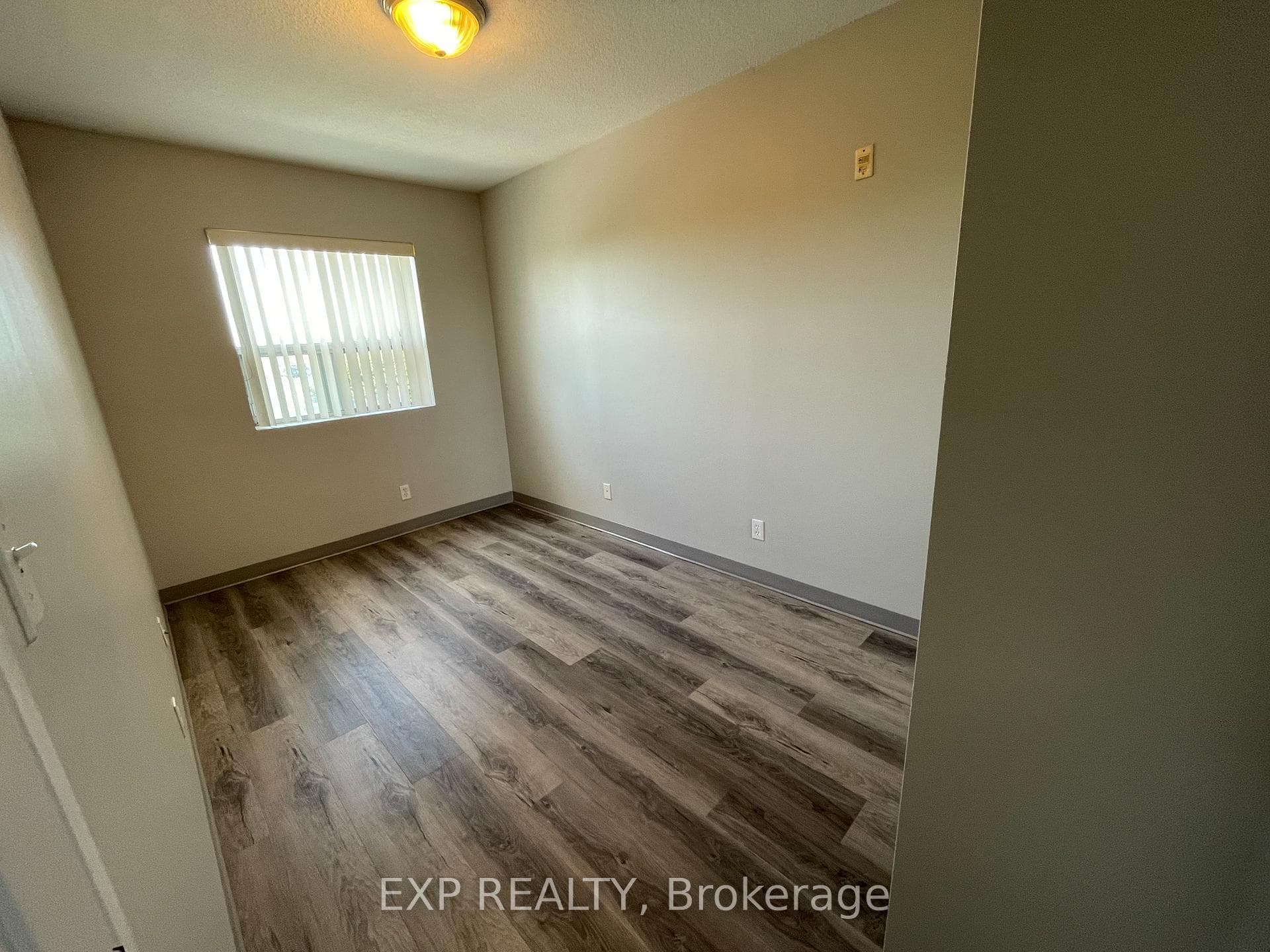 593 STRASBURG Road Unit 601 photo 7