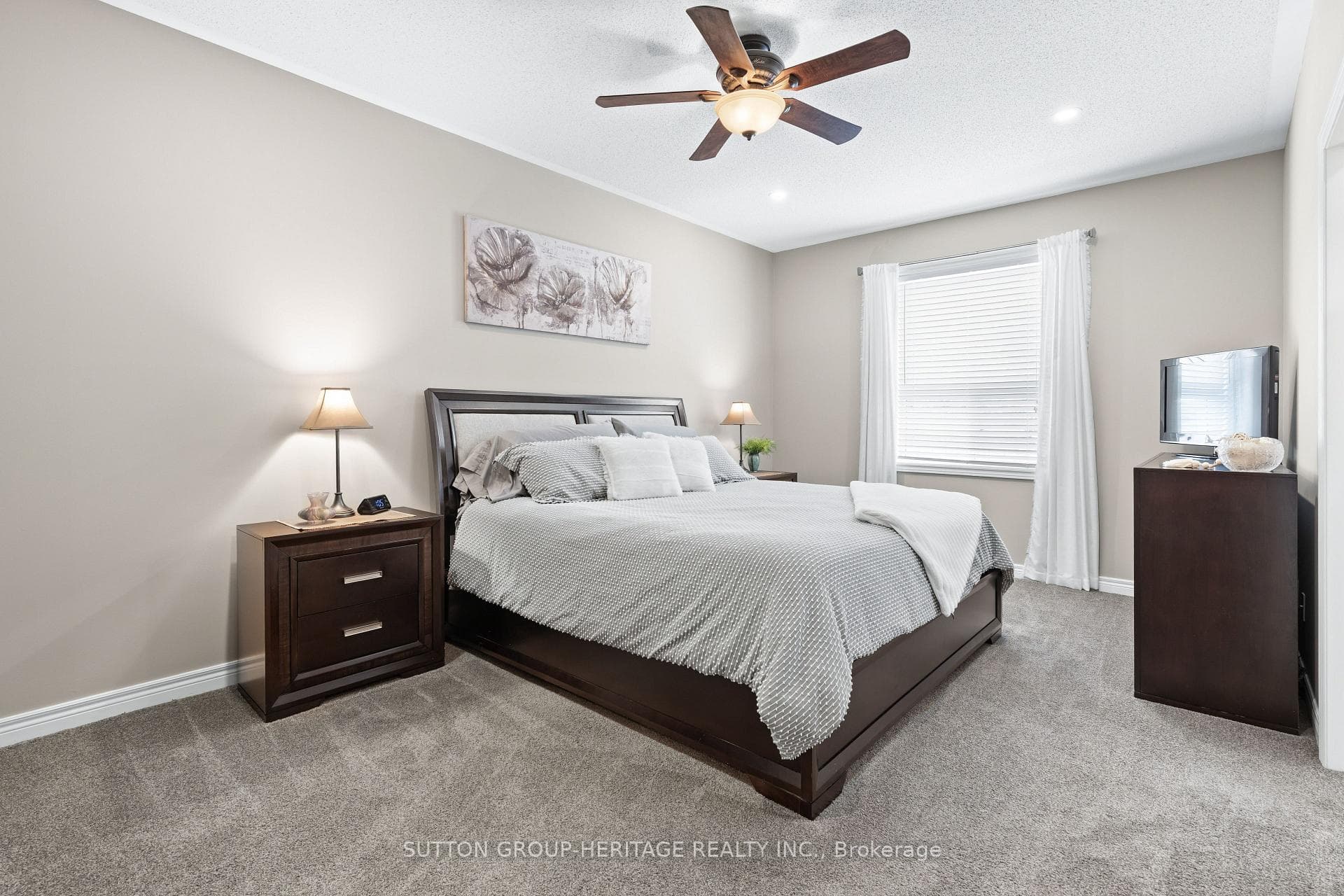 27 Kimberly Drive photo 24