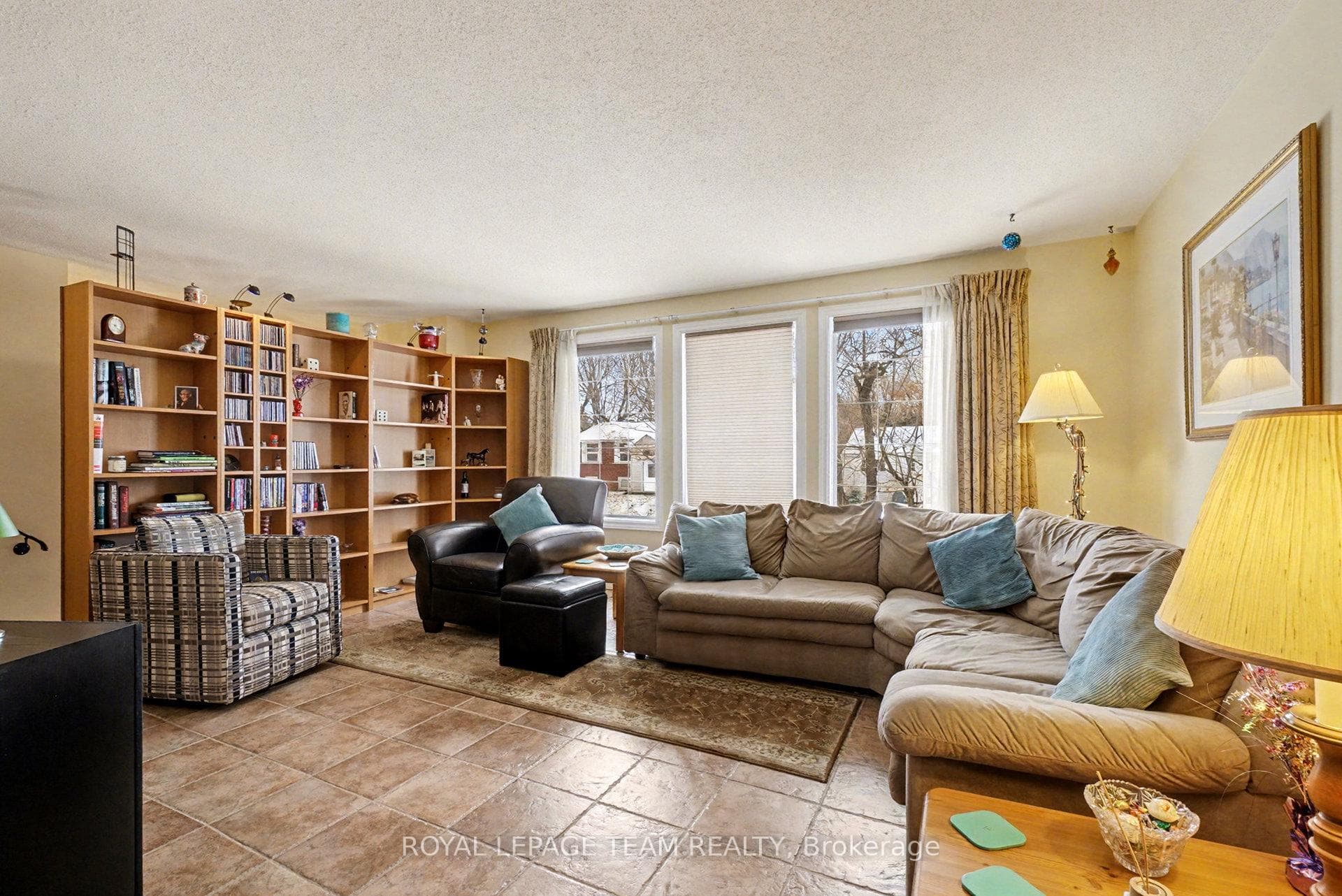 30 Juniper Court photo 5