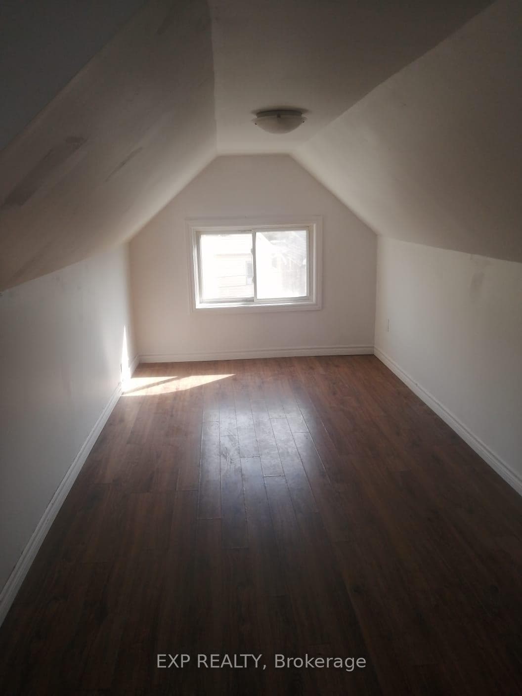 65 Kinrade Avenue photo 5