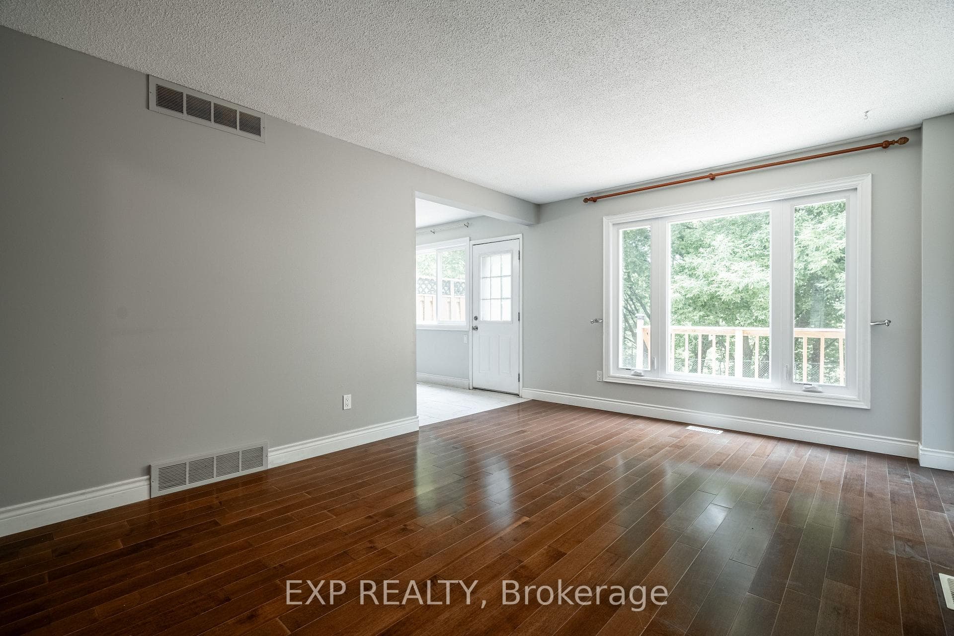 116 St. Andrews Drive photo 10