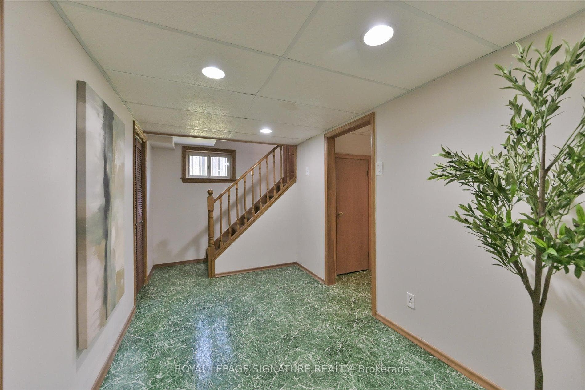 Lower level