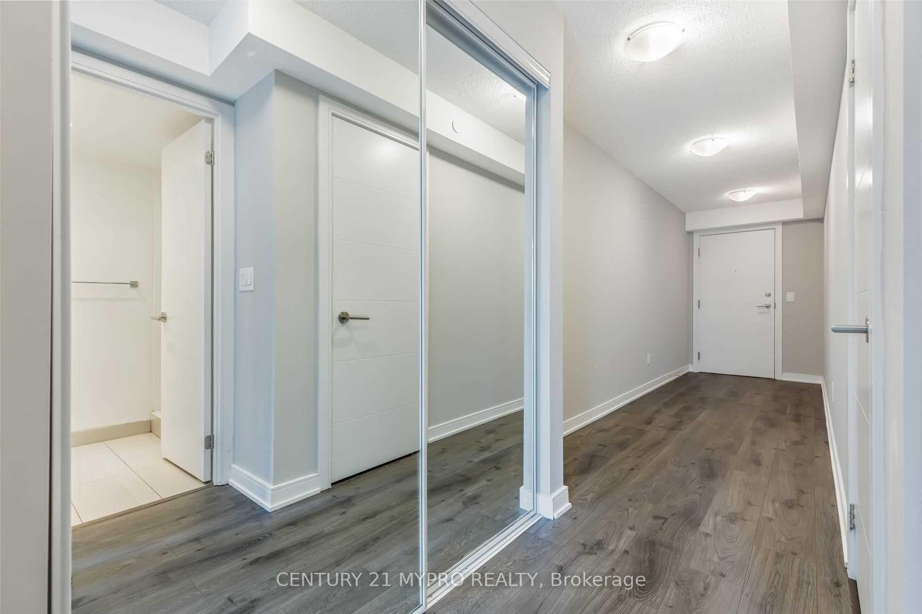 525 Adelaide Street Unit 1229 photo 15