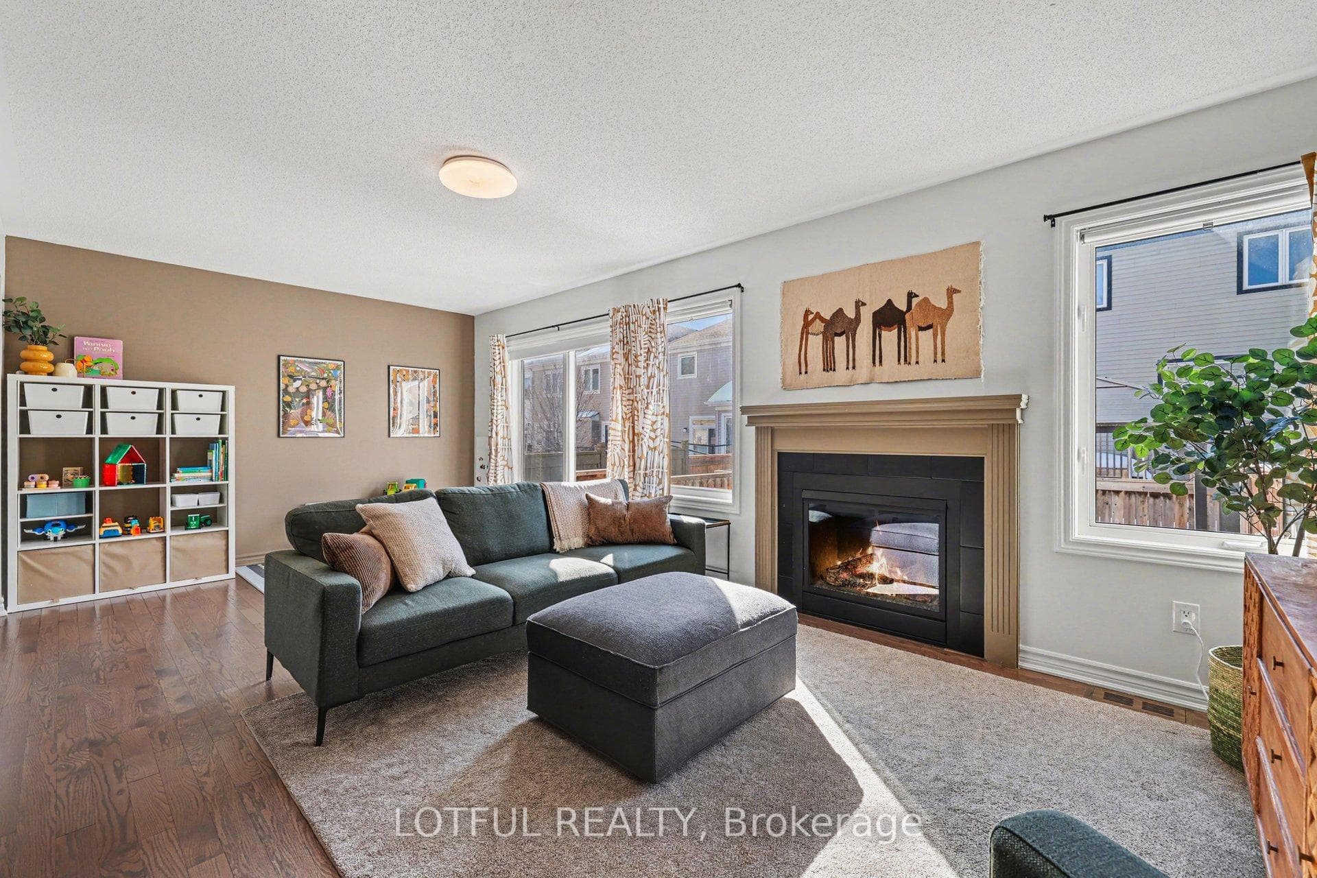 521 Foxlight Circle photo 7