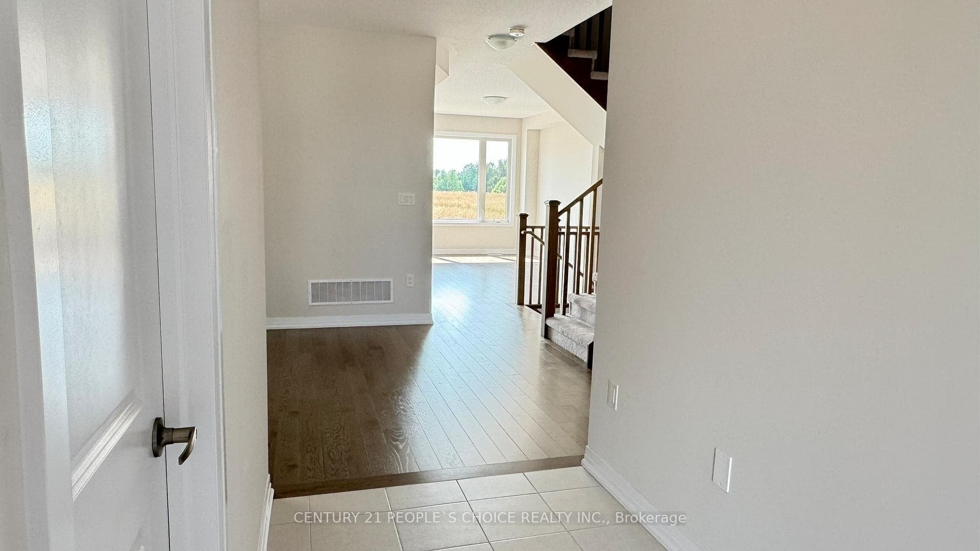 16 Langridge Way photo 3