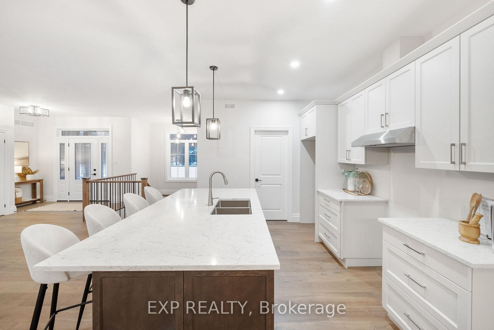 309 Smith Street photo 10