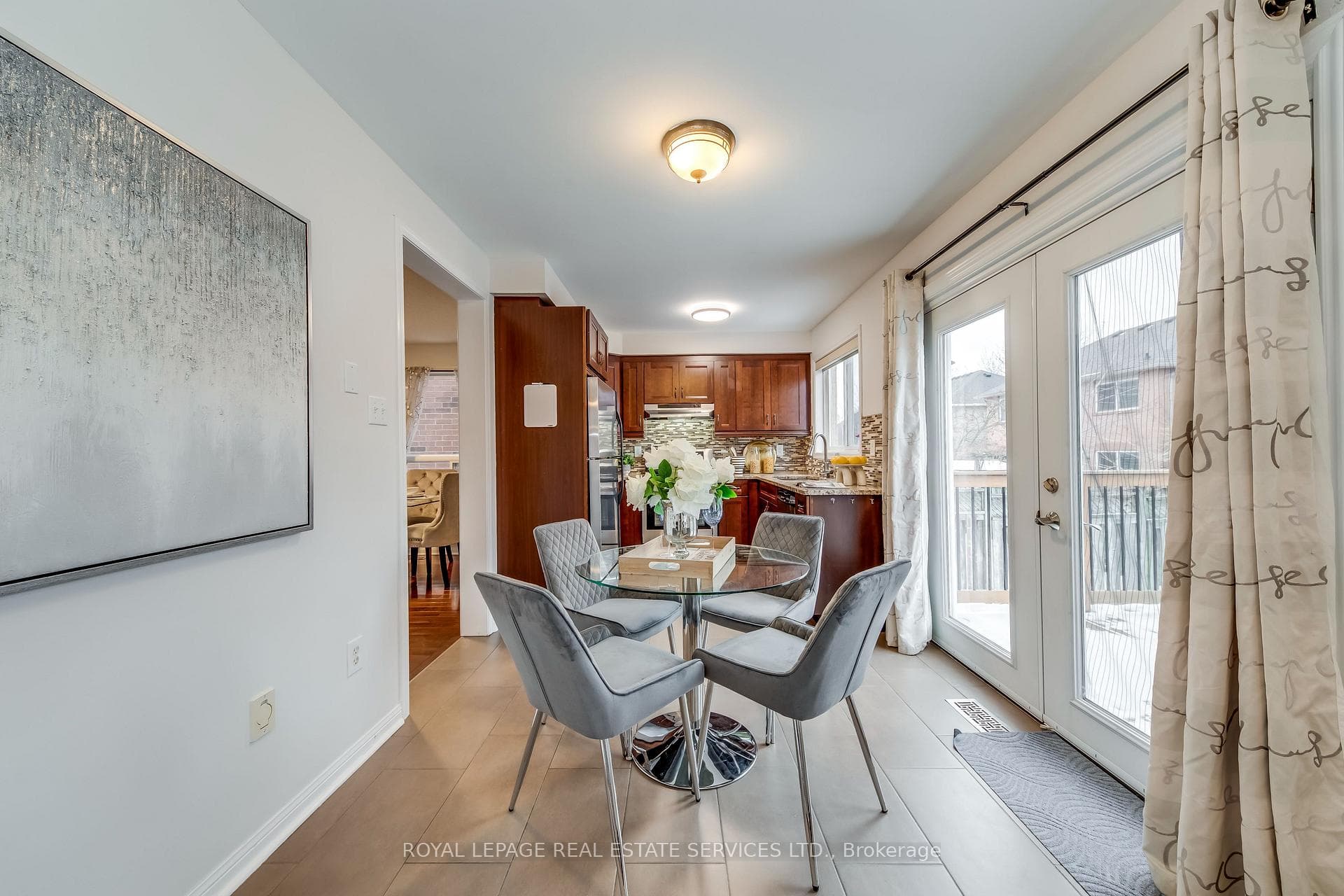 1332 Goldhawk Trail photo 19
