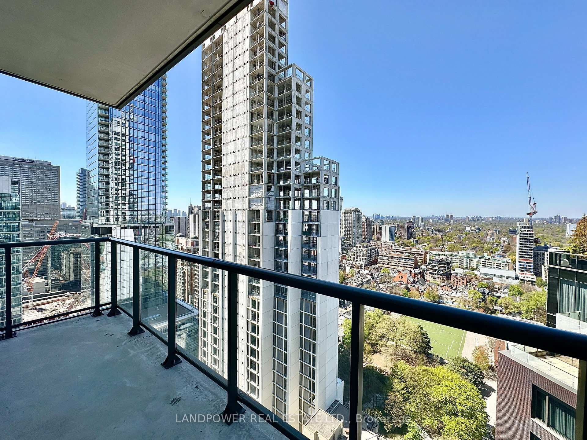 32 Davenport Road Unit 2708 photo 11