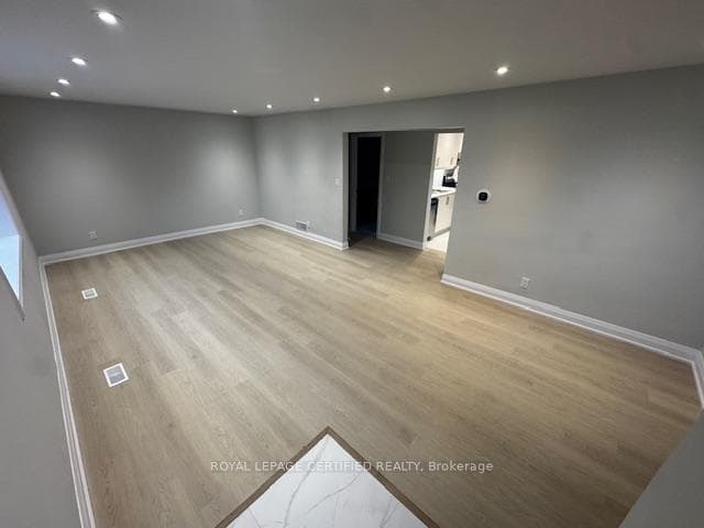 16 Almond Avenue photo 3