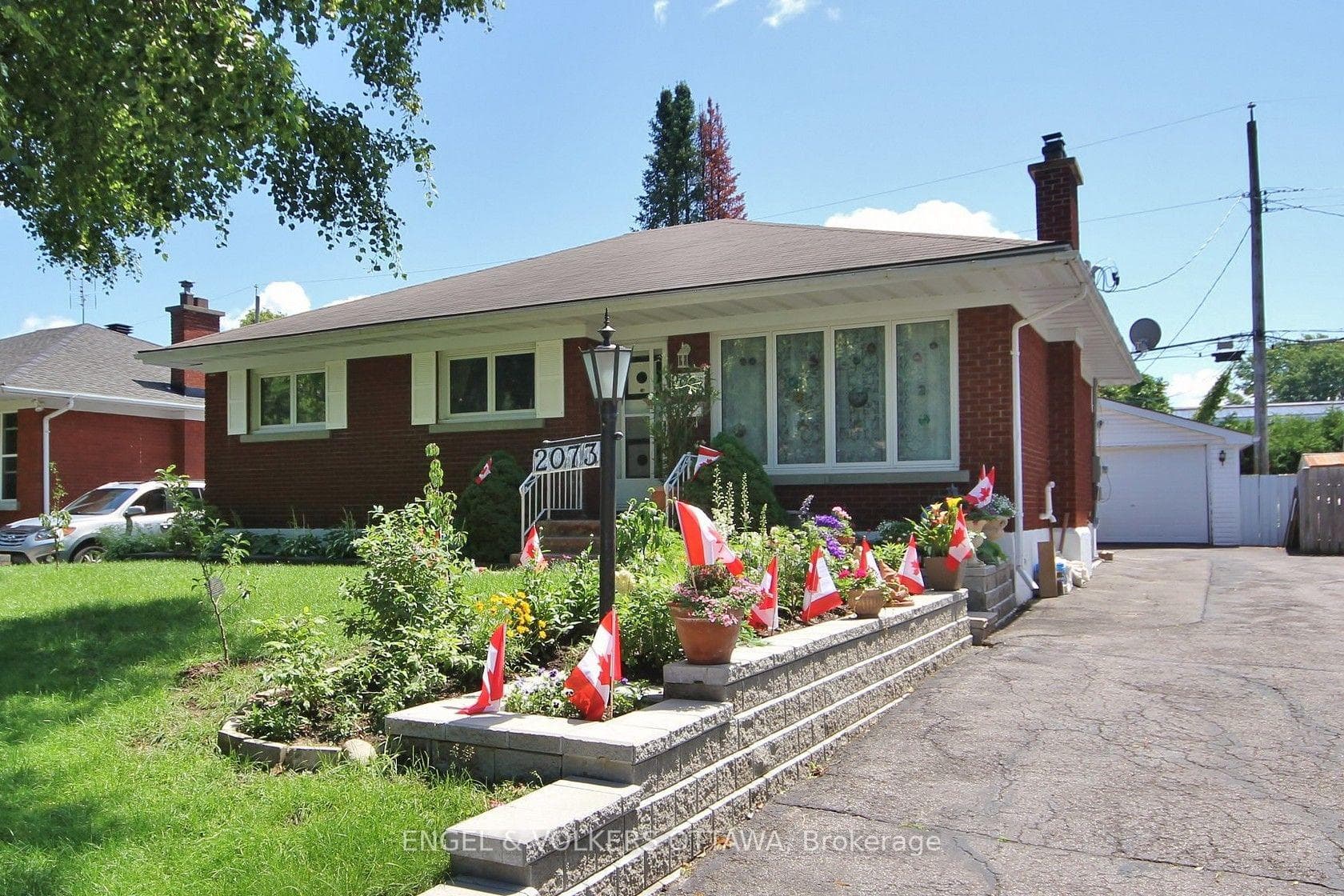 2073 Alton Street Unit B photo 1