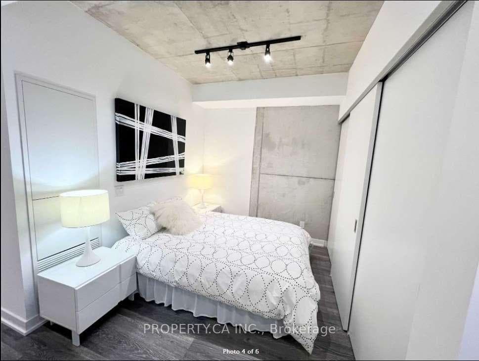 55 Ontario Street Unit 313 photo 8
