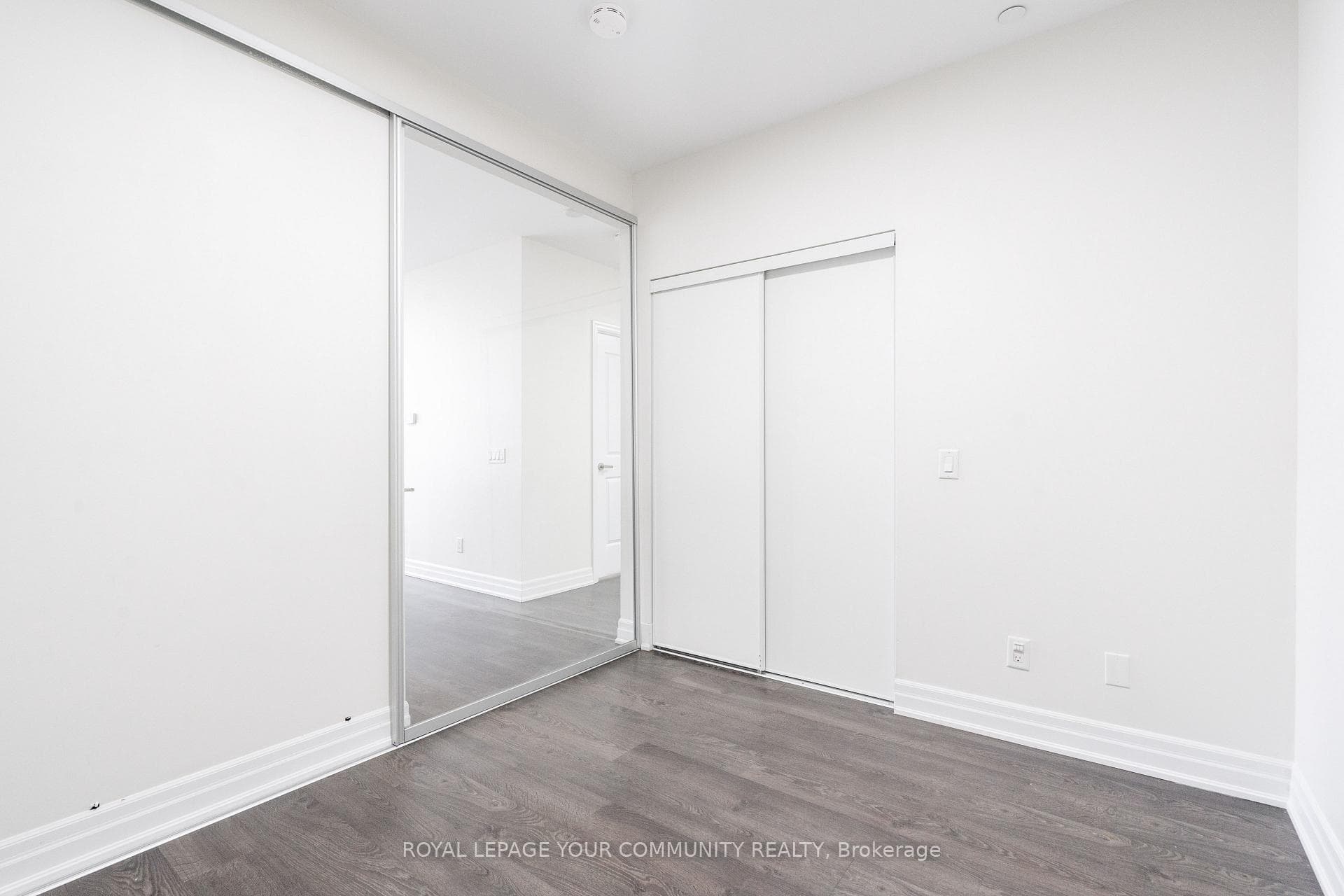9075 Jane Street Unit 603 photo 19
