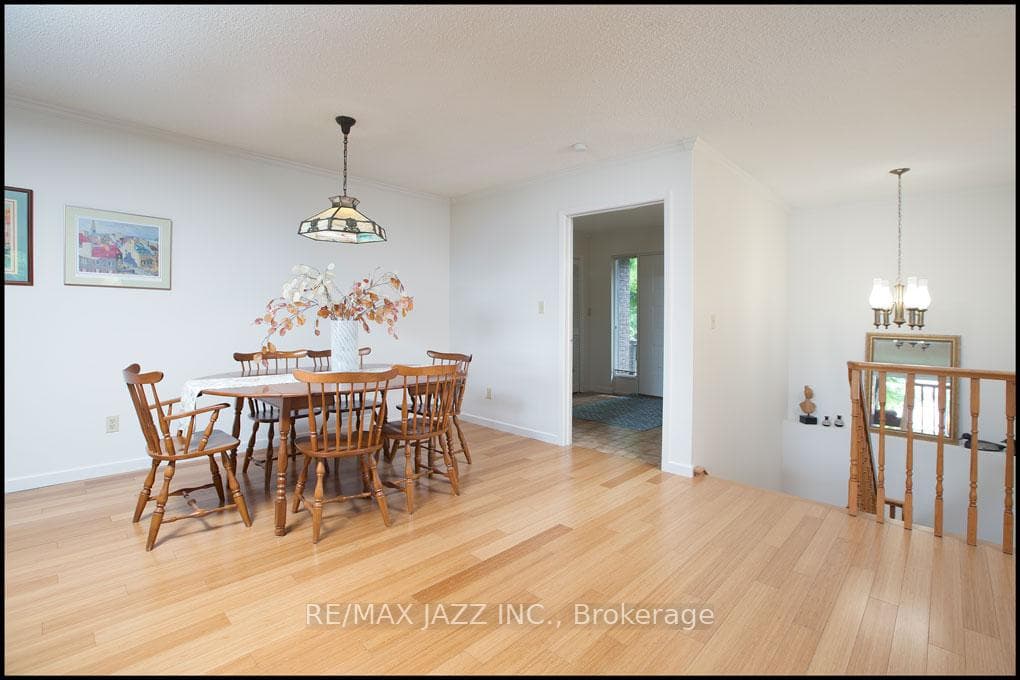 447 Lakeshore Drive photo 13