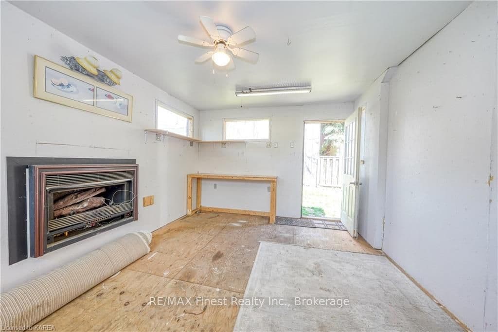174 PINE Street photo 17