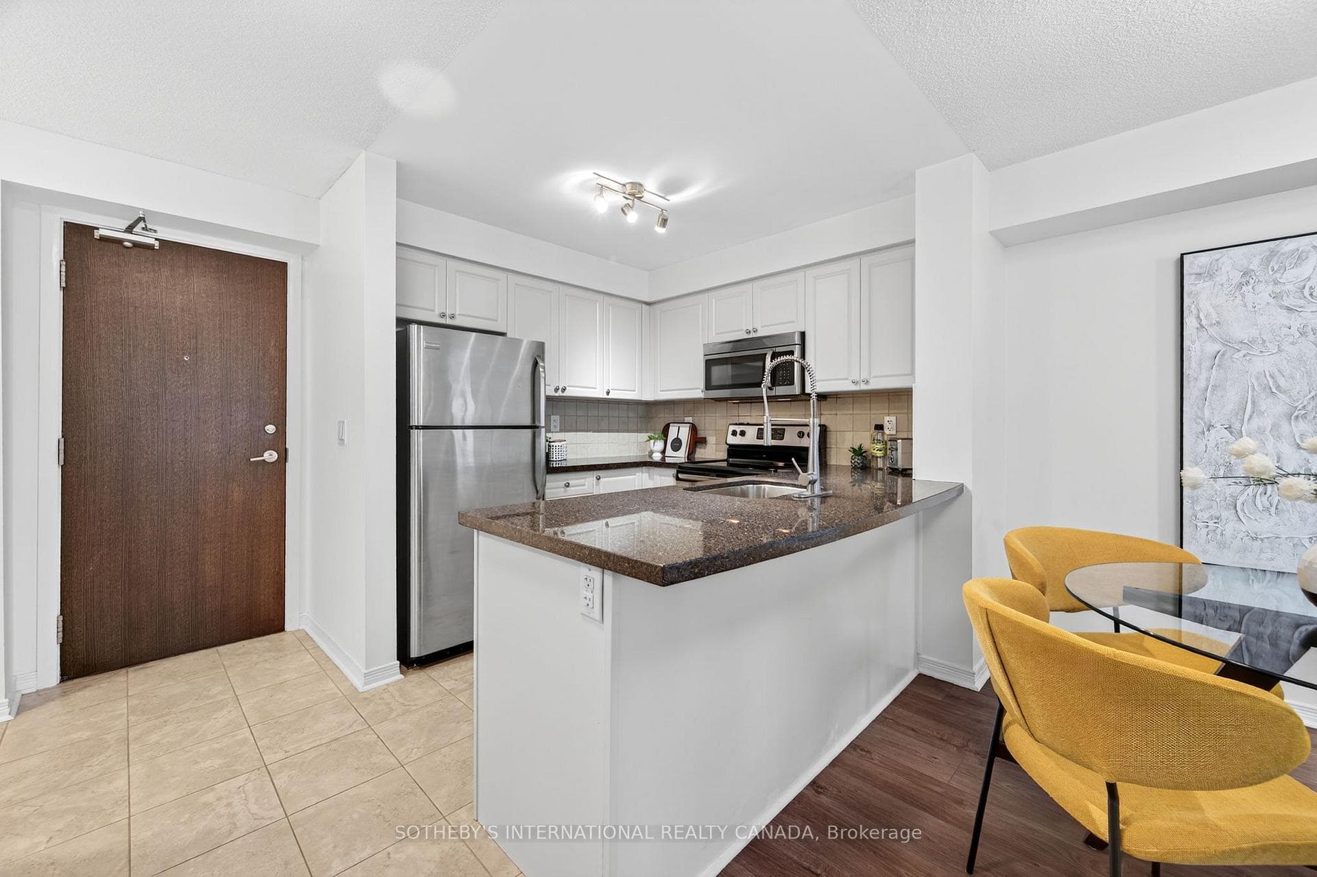 3 Michael Power Place Unit 902 photo 8