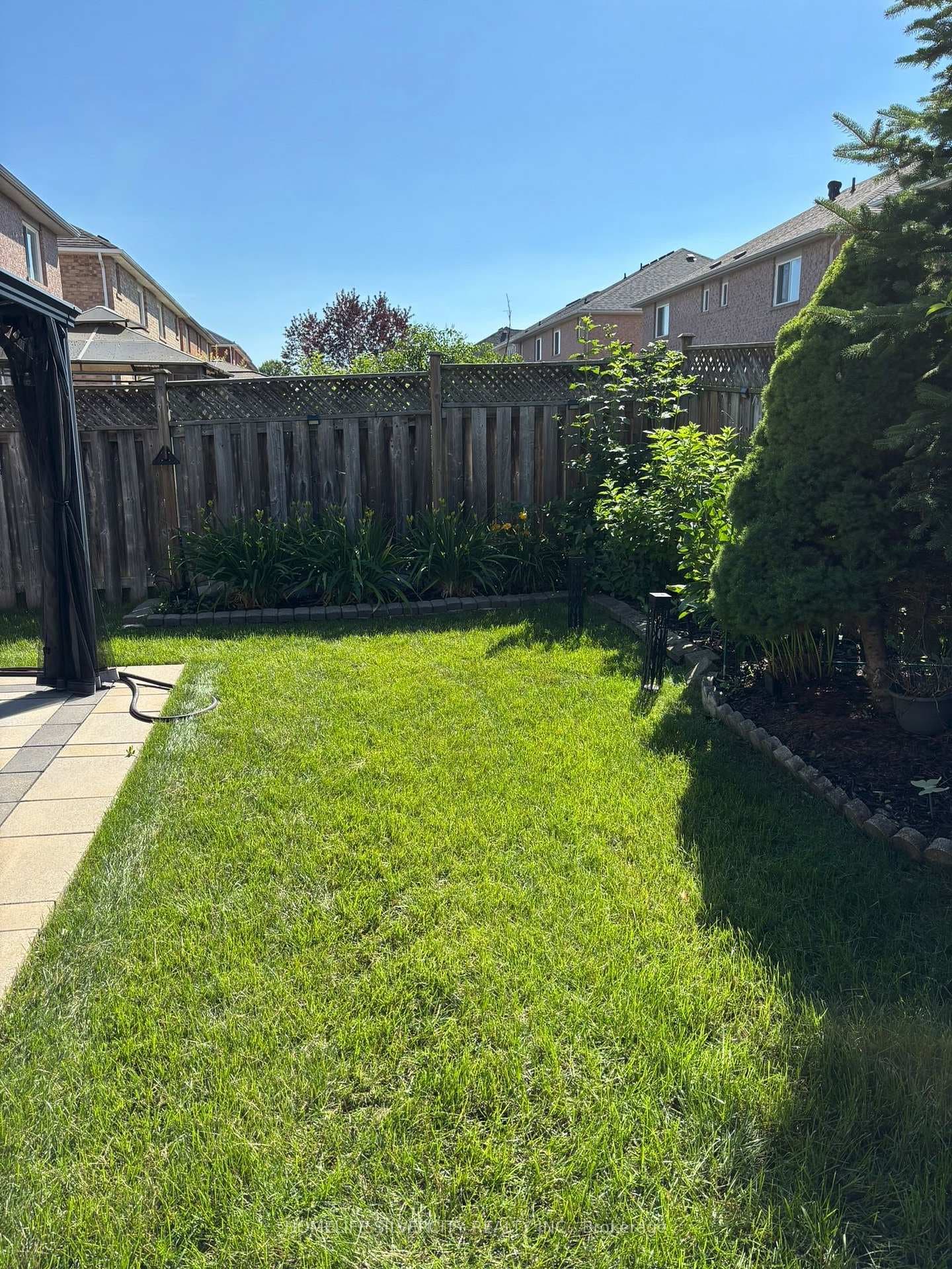 111 Edward Jeffreys Avenue photo 24