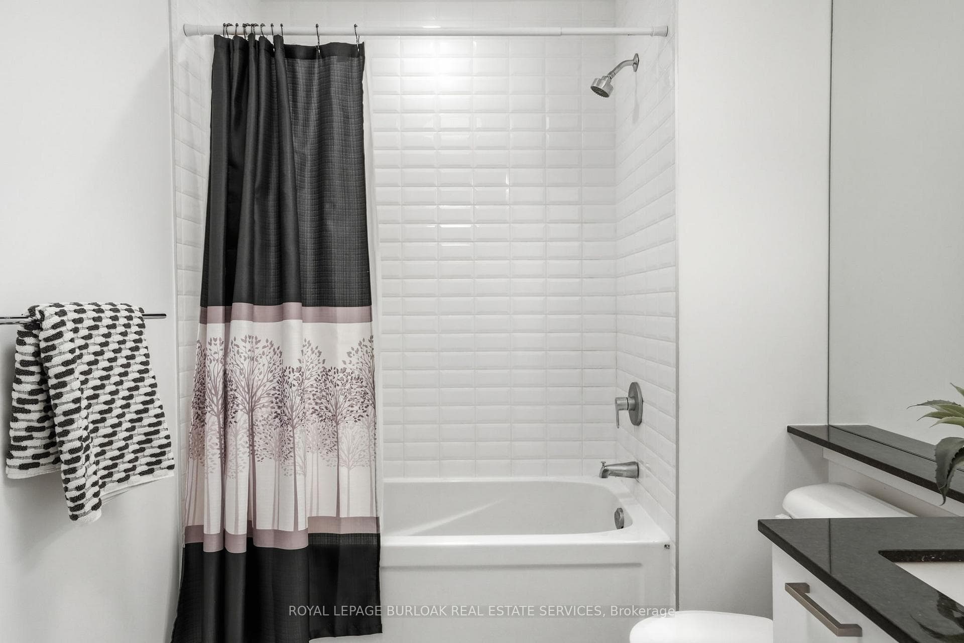 467 Charlton Avenue Unit 307 photo 24