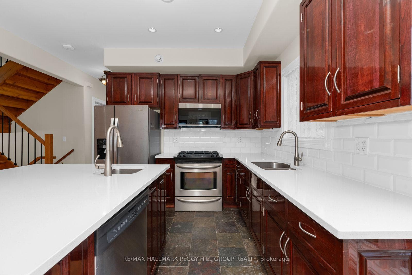 2026 River Road photo 6