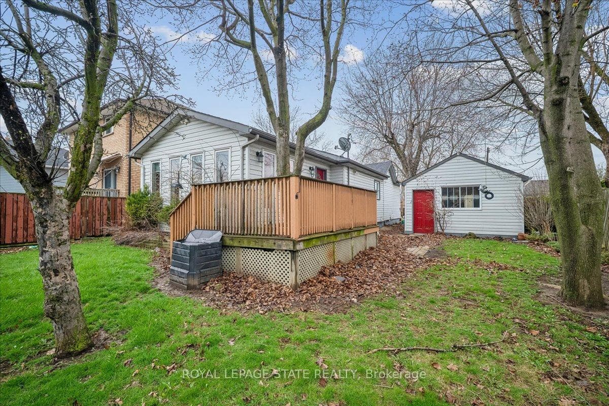 5 Herbert Court photo 27