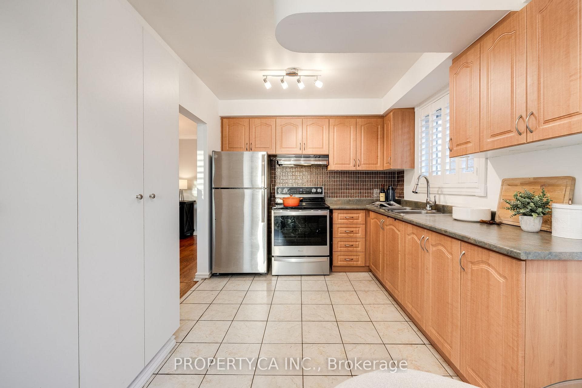 23 Niantic Crescent photo 10