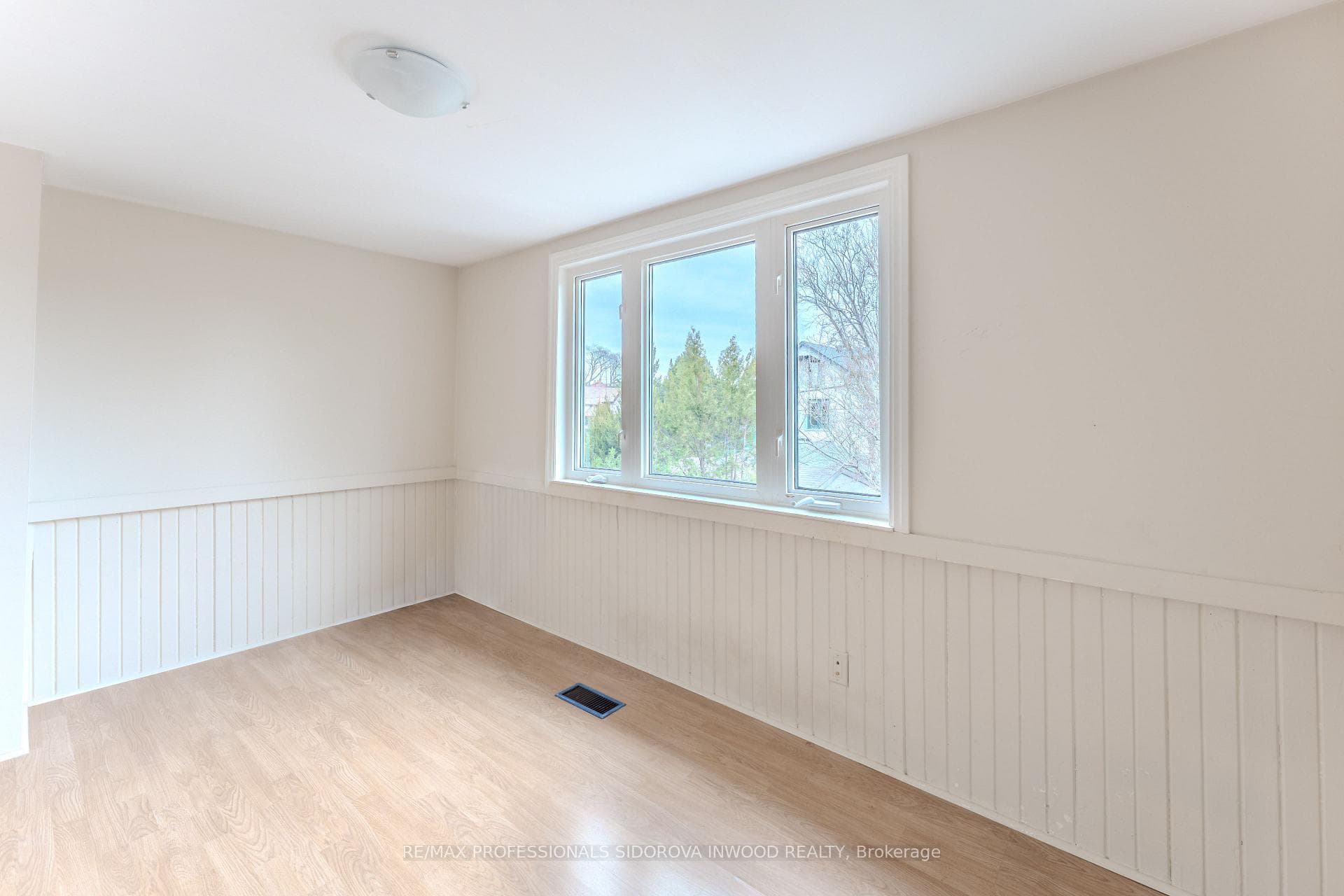 699 Windermere Avenue photo 19