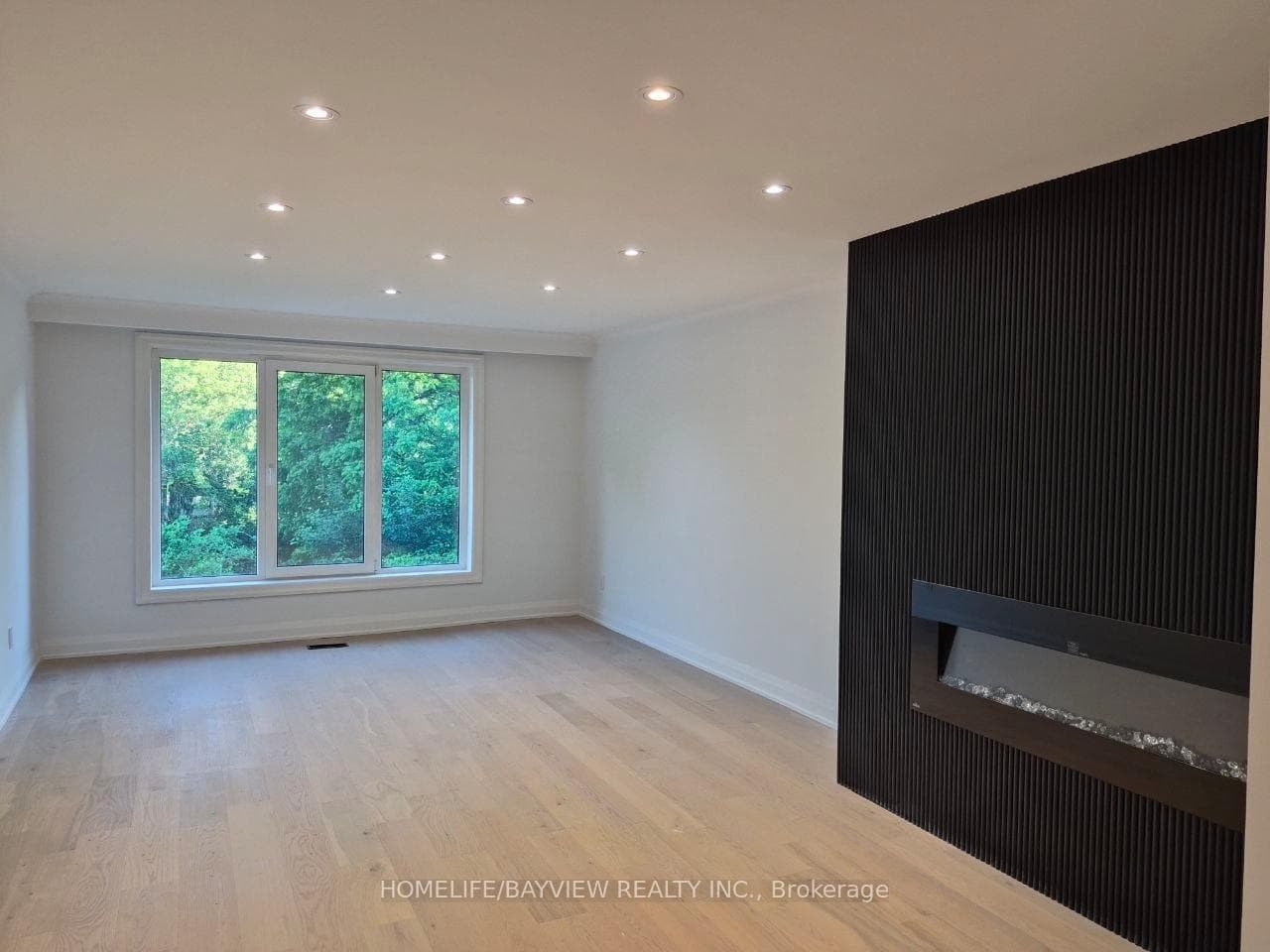 31 Portree Crescent Unit Main photo 9