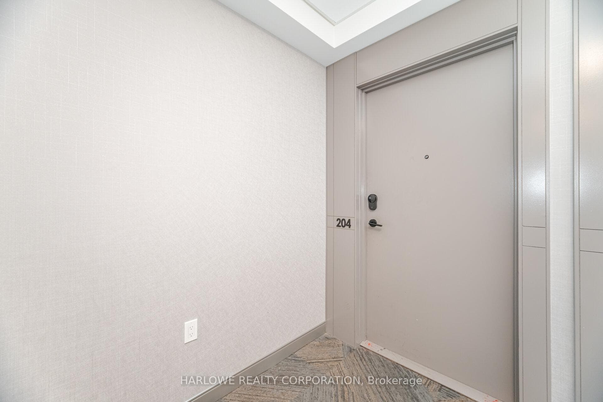 4655 Metcalfe Avenue Unit 204 photo 9