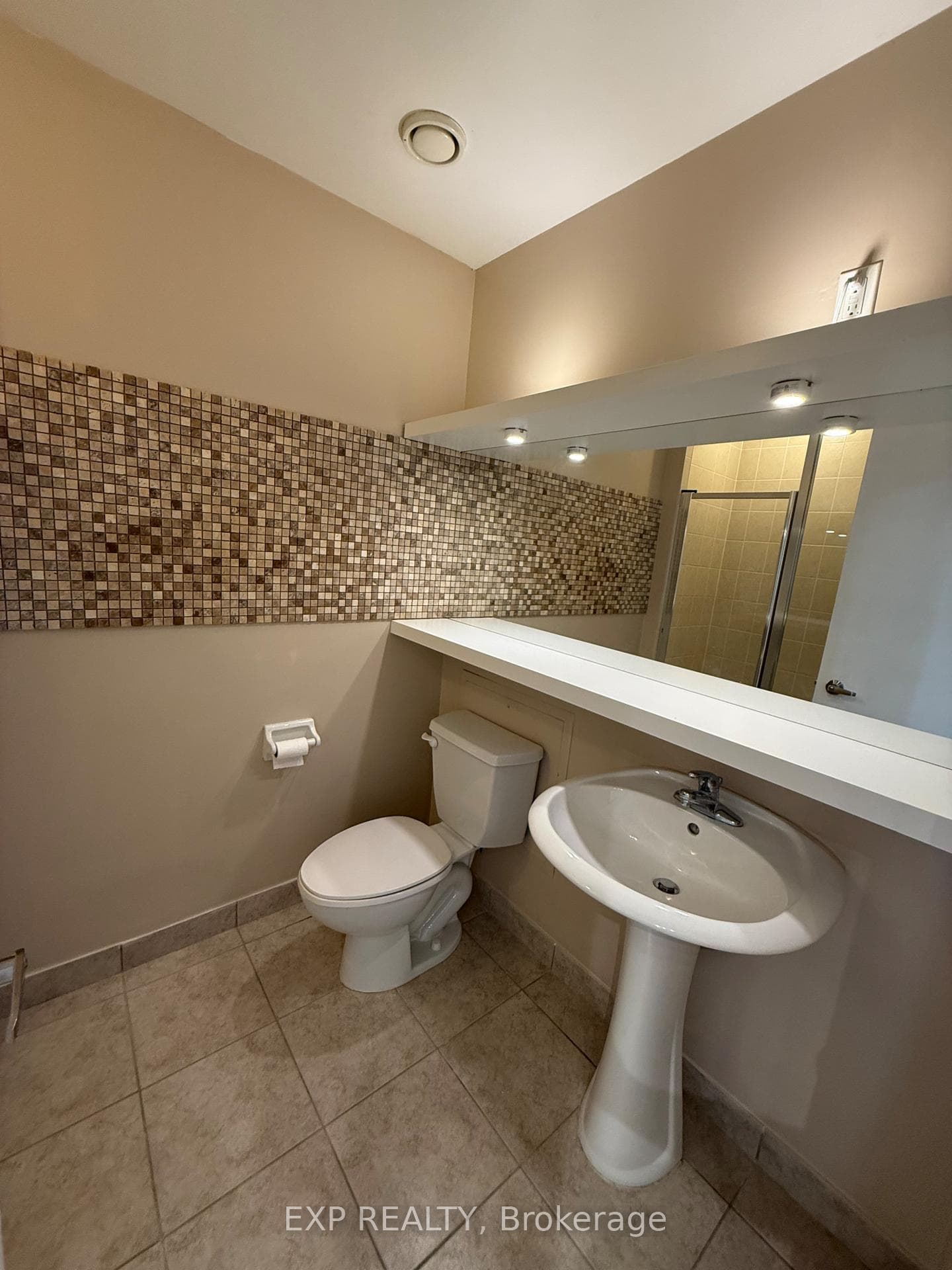 220 Victoria Street Unit 602 photo 14