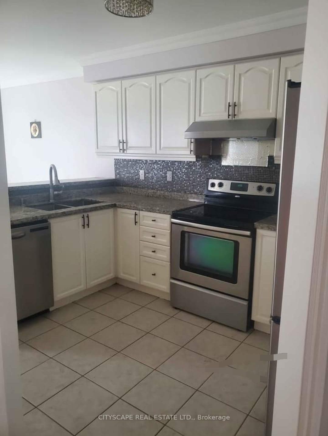 34 Dunure Crescent photo 4
