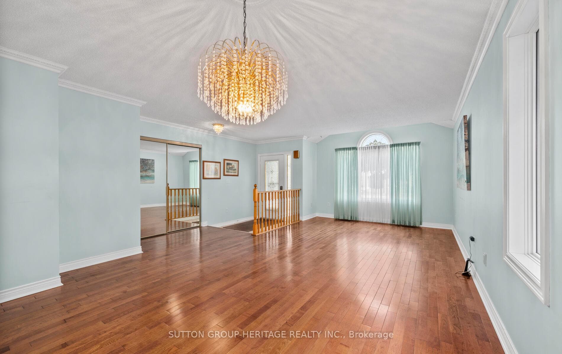 815 Beatrice Street photo 6
