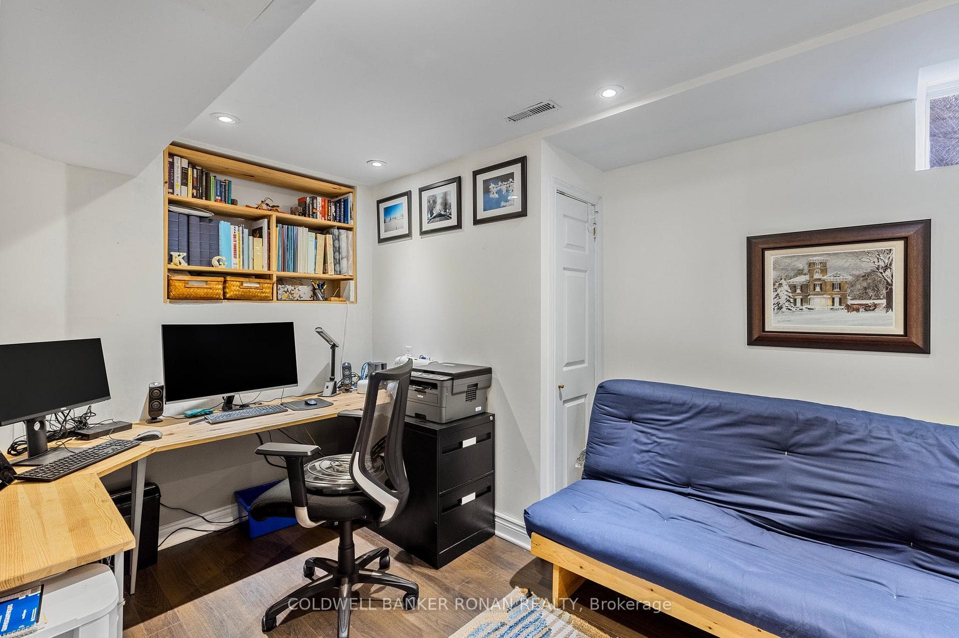 5 Coburn Crescent photo 29