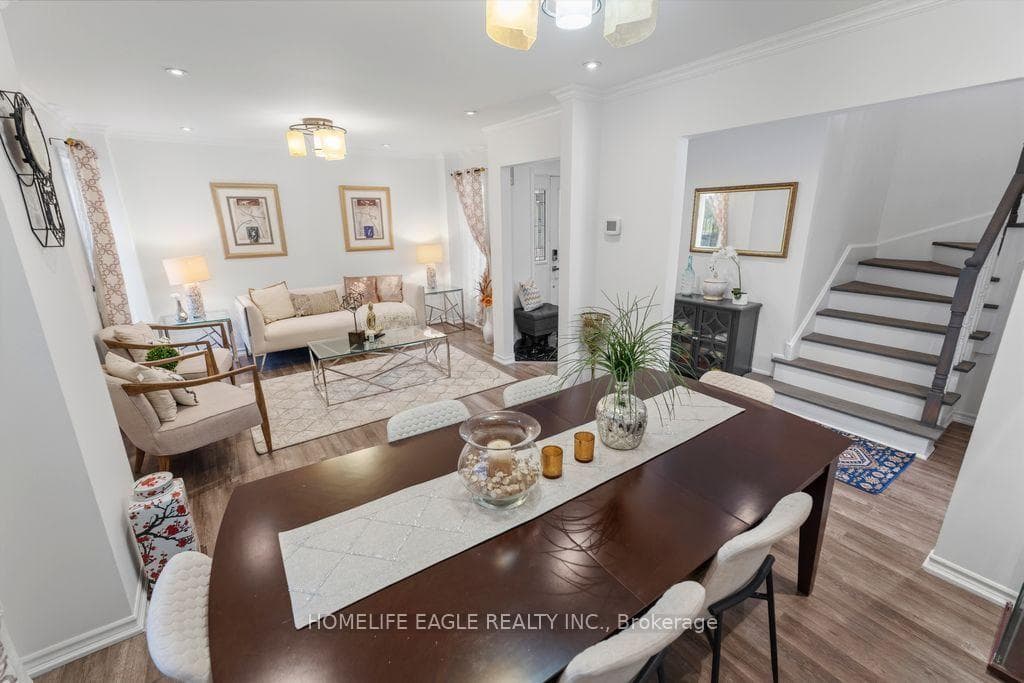 156 Heale Avenue photo 5