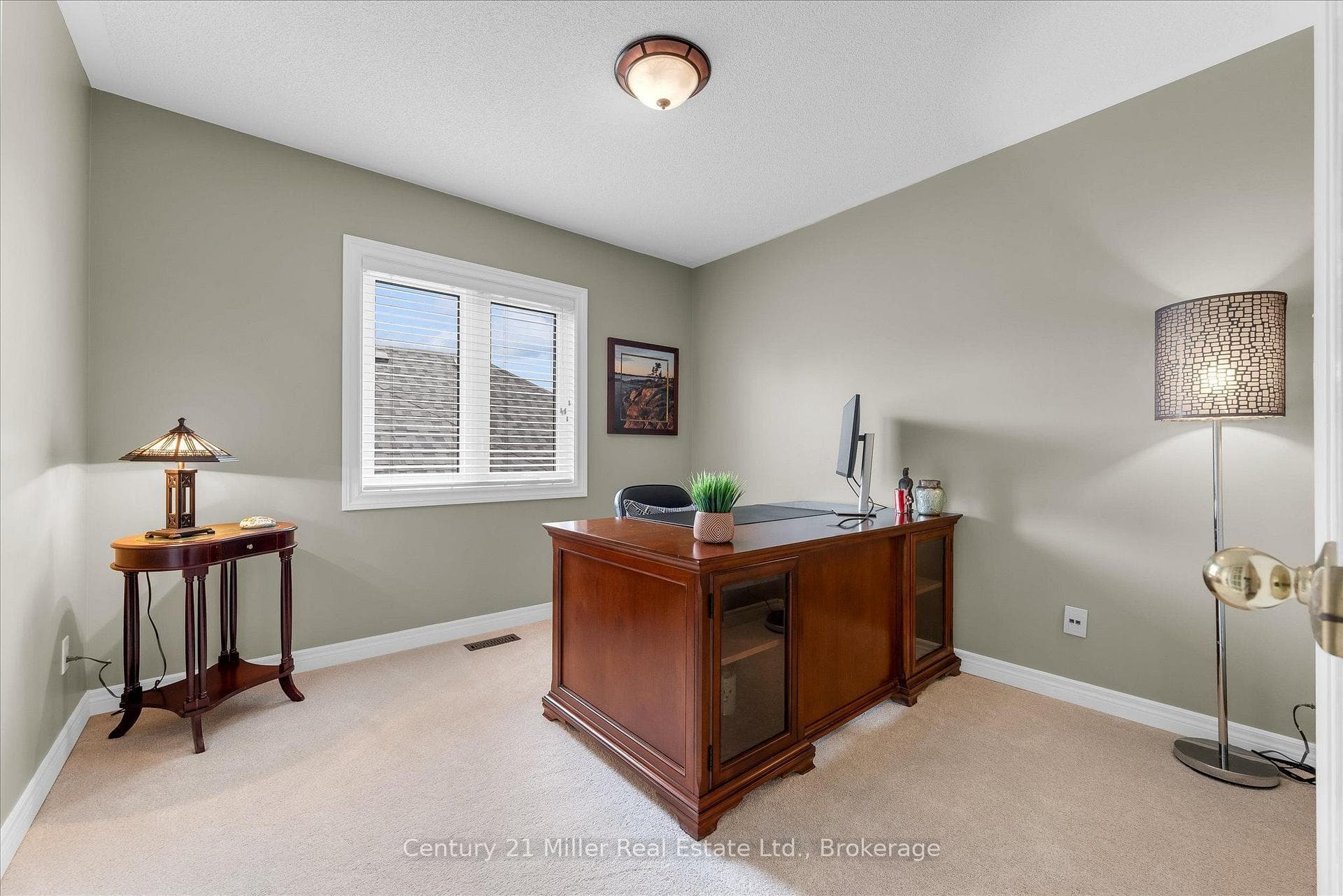 1539 Bayshire Drive photo 20