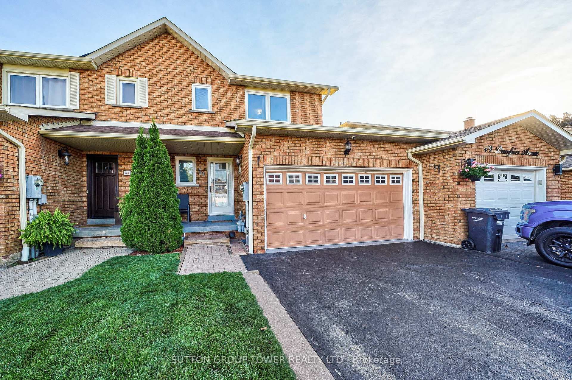 51 Dumfries Avenue photo 3