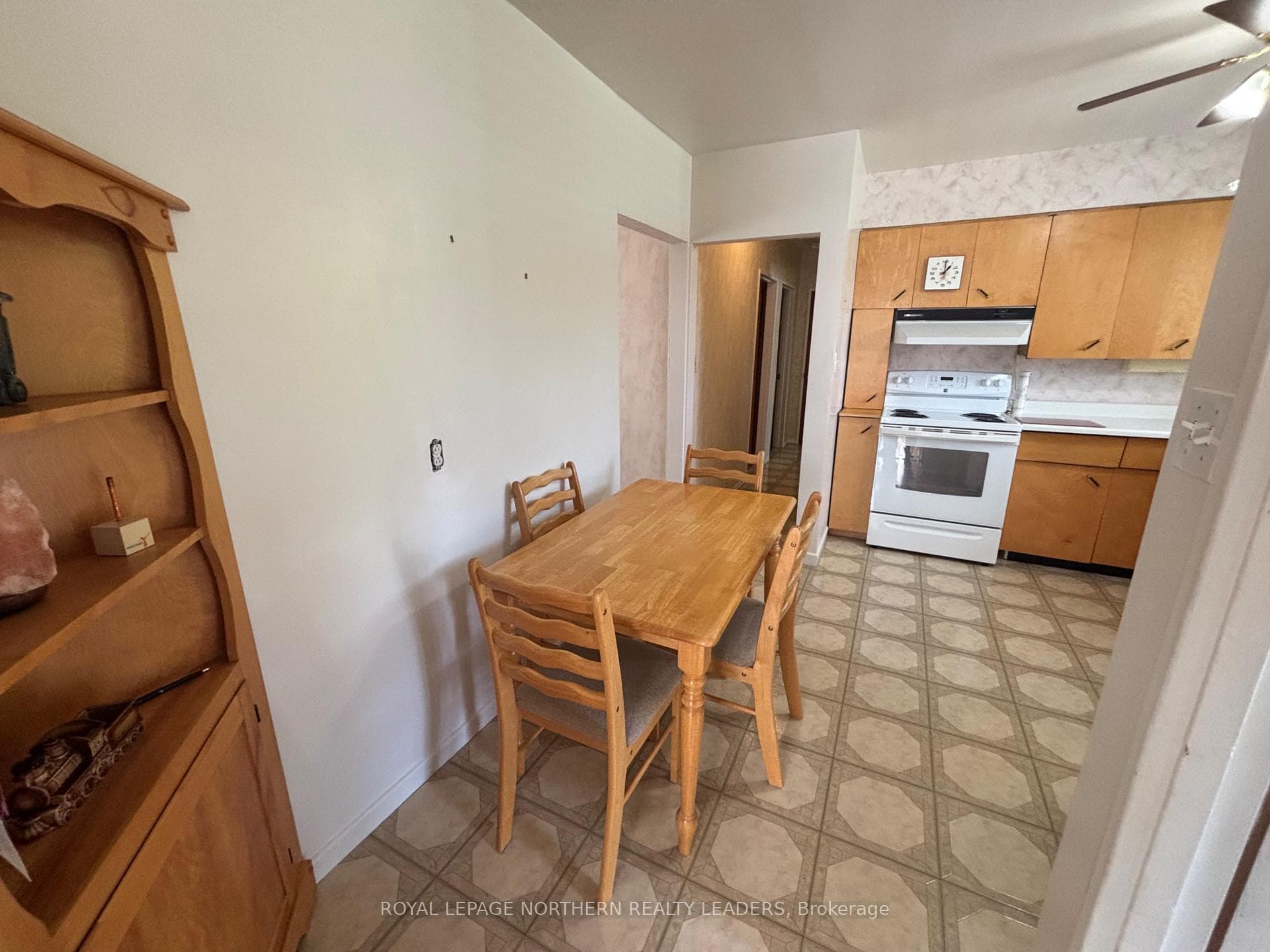 208 Second Avenue photo 19