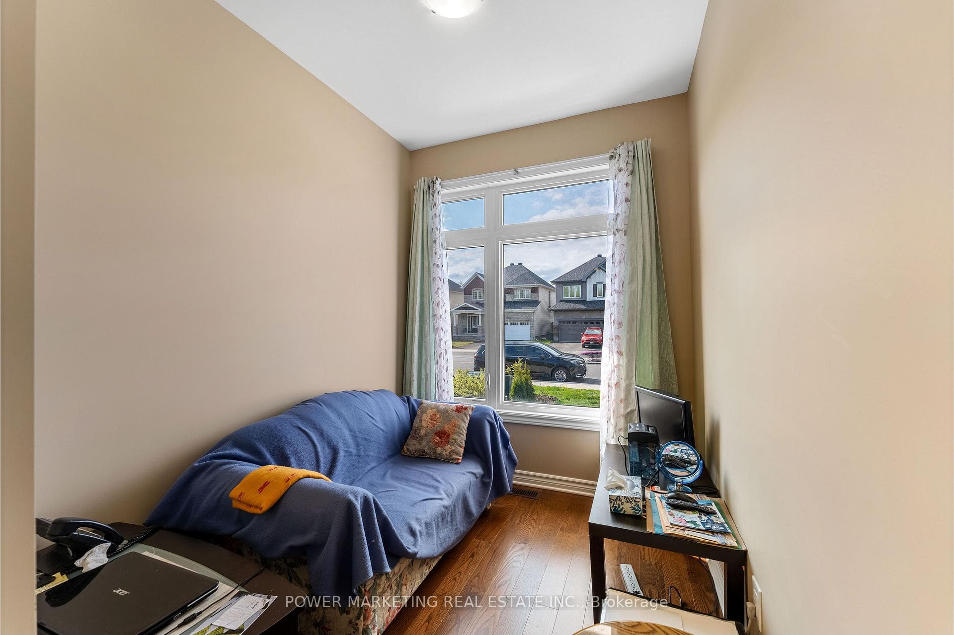 6356 RENAUD Road photo 5