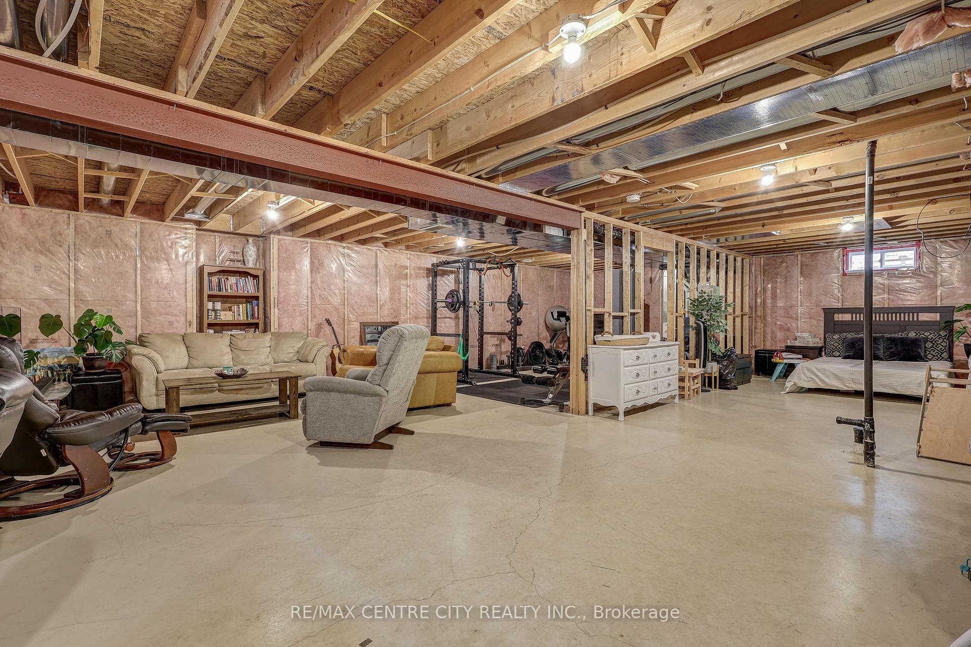 52 Circlewood Drive photo 27