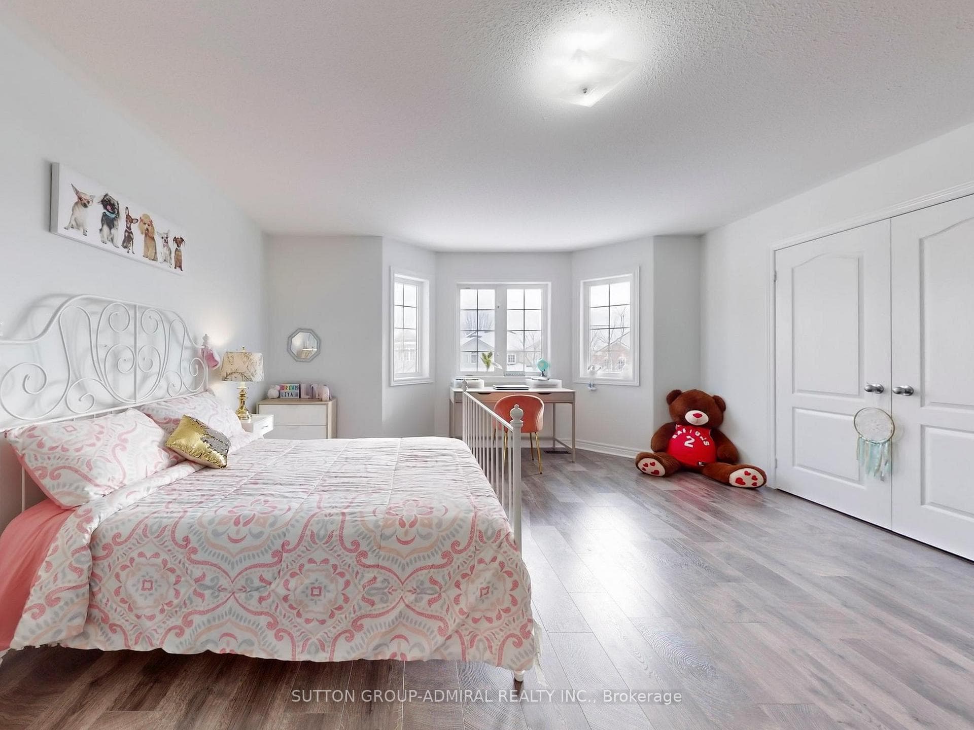 183 Wainscot Avenue photo 44