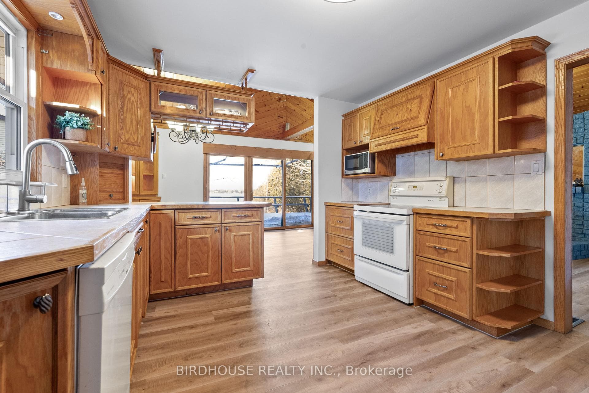 169 McGill Drive photo 4