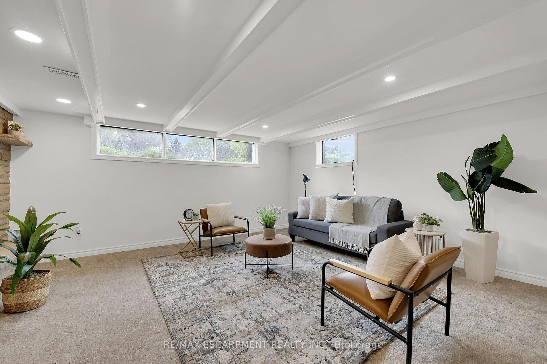 42 Nelles Street photo 31