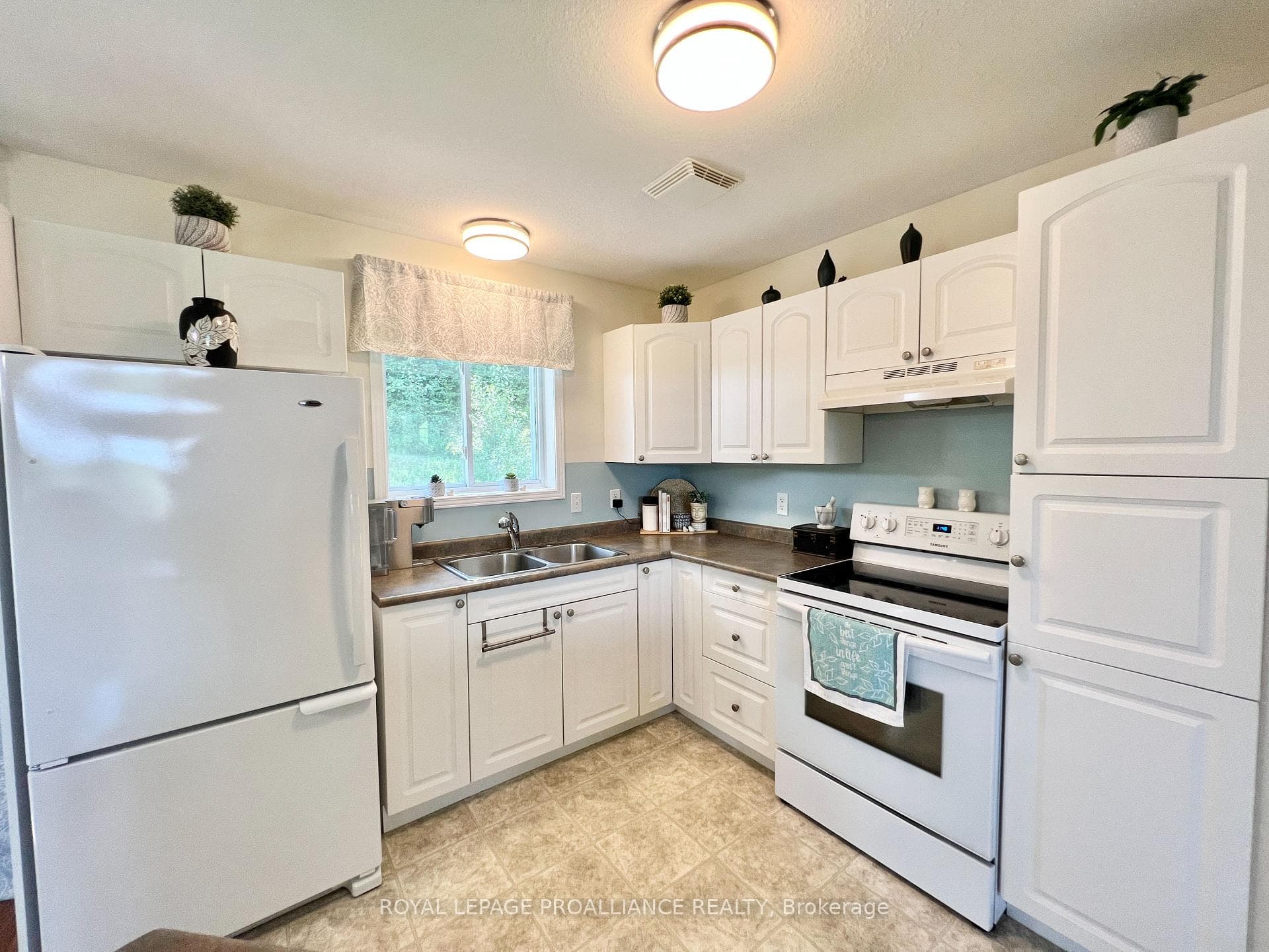 1783 Stockdale Road photo 9