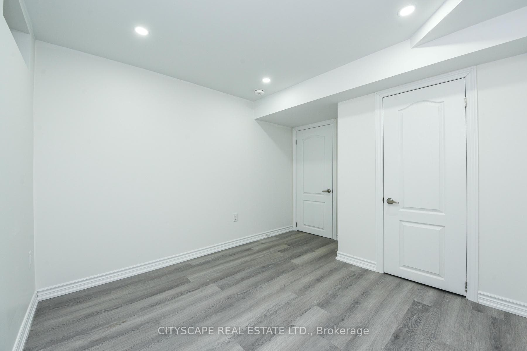 86 Rockbrook Trail photo 35