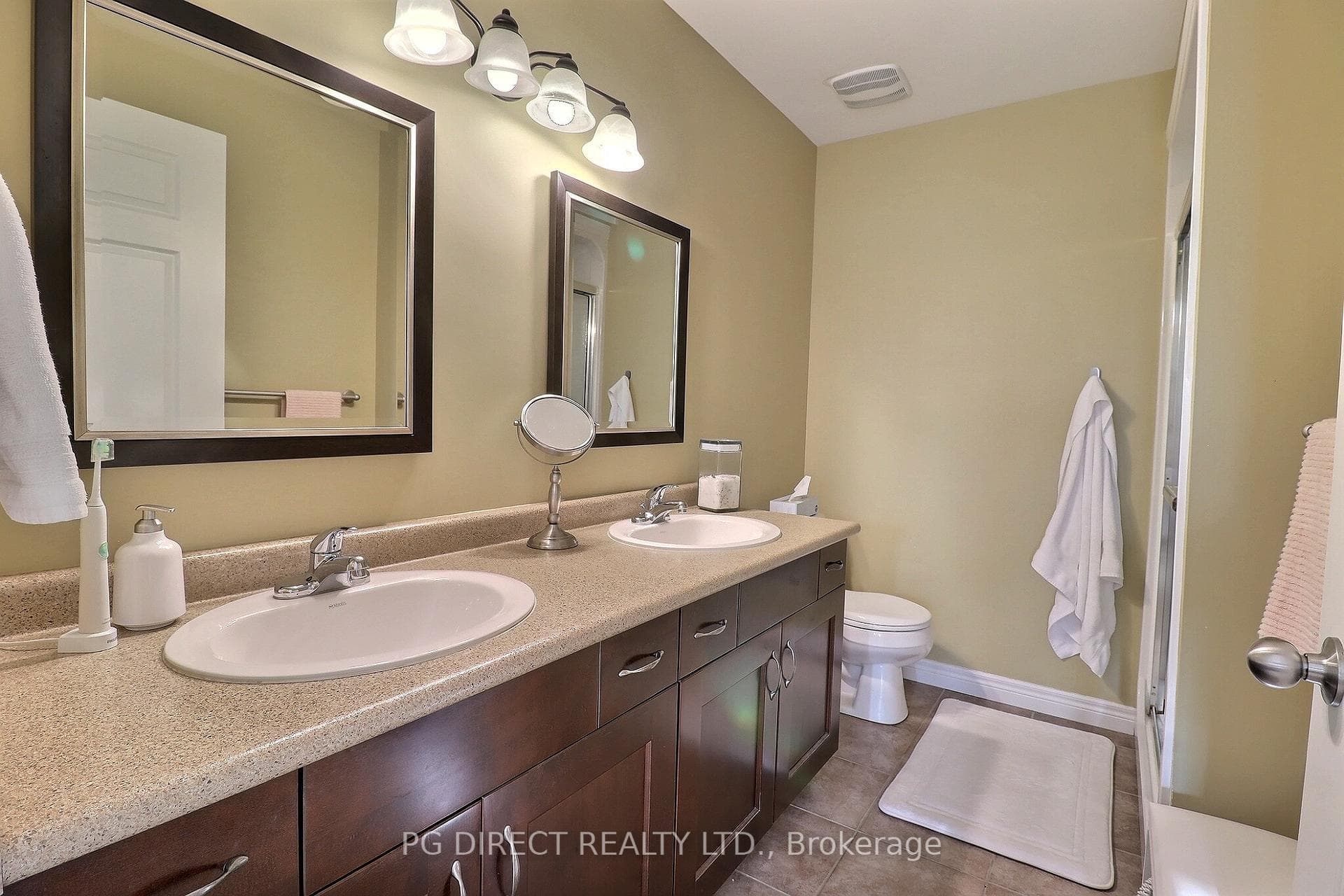4067 Colonel Talbot Road Unit 11 photo 17