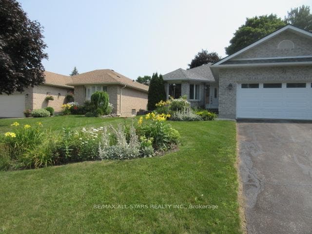 27 Hillview Drive photo 2
