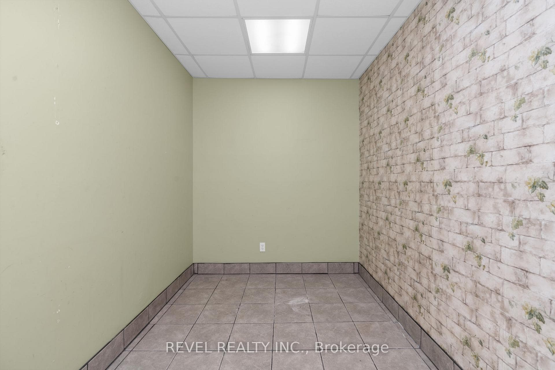 Mud Room