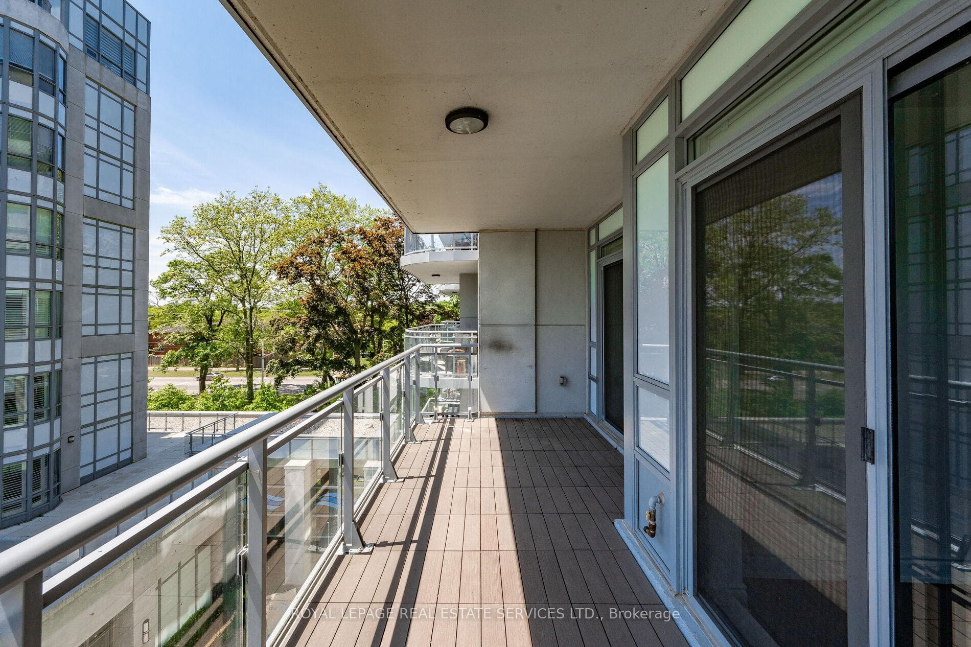 3500 Lakeshore Road Unit 406 photo 27