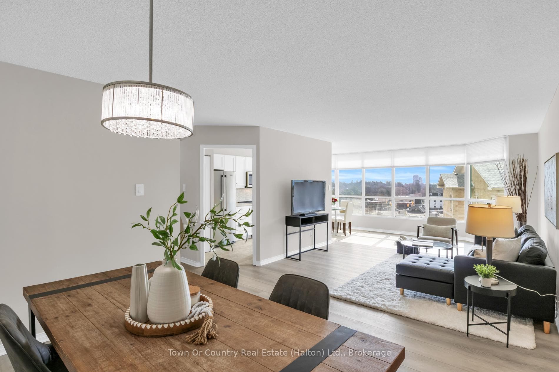 Open Concept Living/Dining