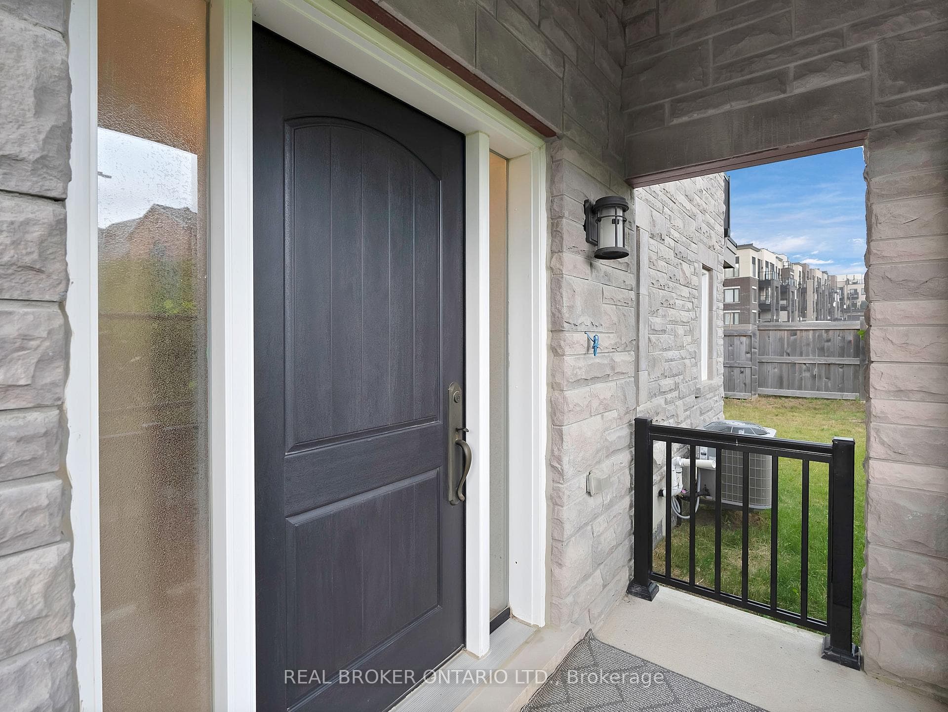 40 Creekvalley Lane photo 2